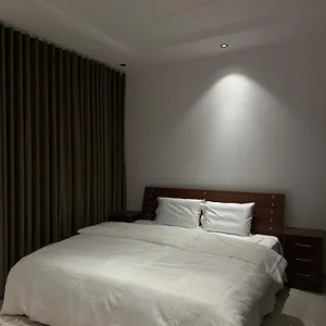 Family Modern 2bdr شقة